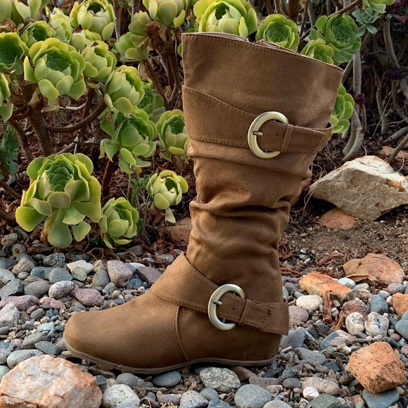 journee collection jester boot